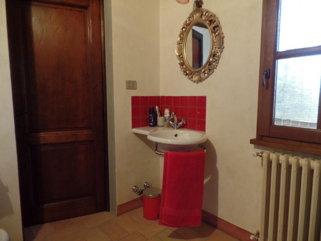 Il Fienile Holiday Home Le Fornacette Экстерьер фото