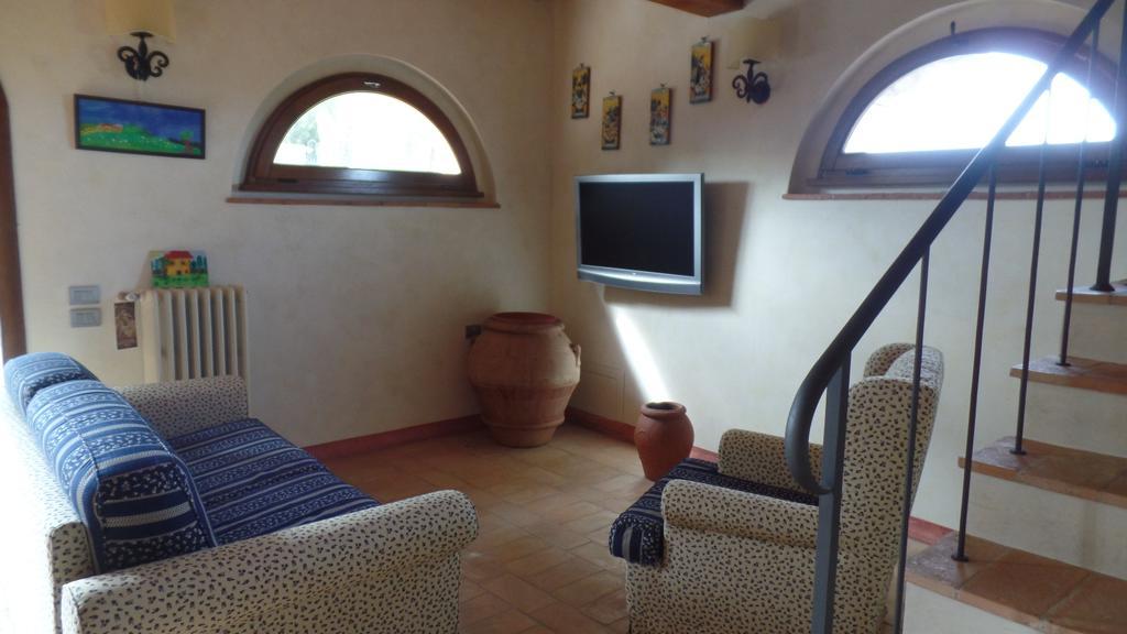 Il Fienile Holiday Home Le Fornacette Экстерьер фото